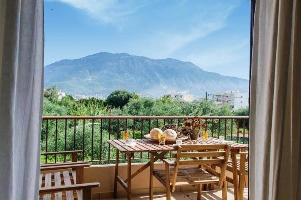 Amalia'S Serendipity - City Lights & Mountain Vistas Kalamata Esterno foto